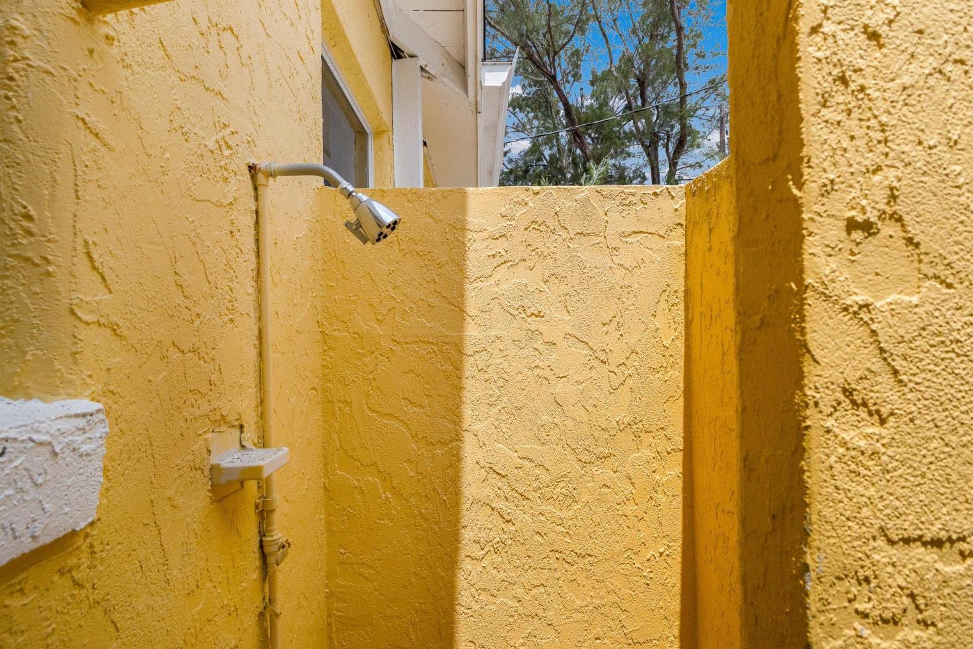 Whispering Waves East Vila Holmes Beach Exterior foto